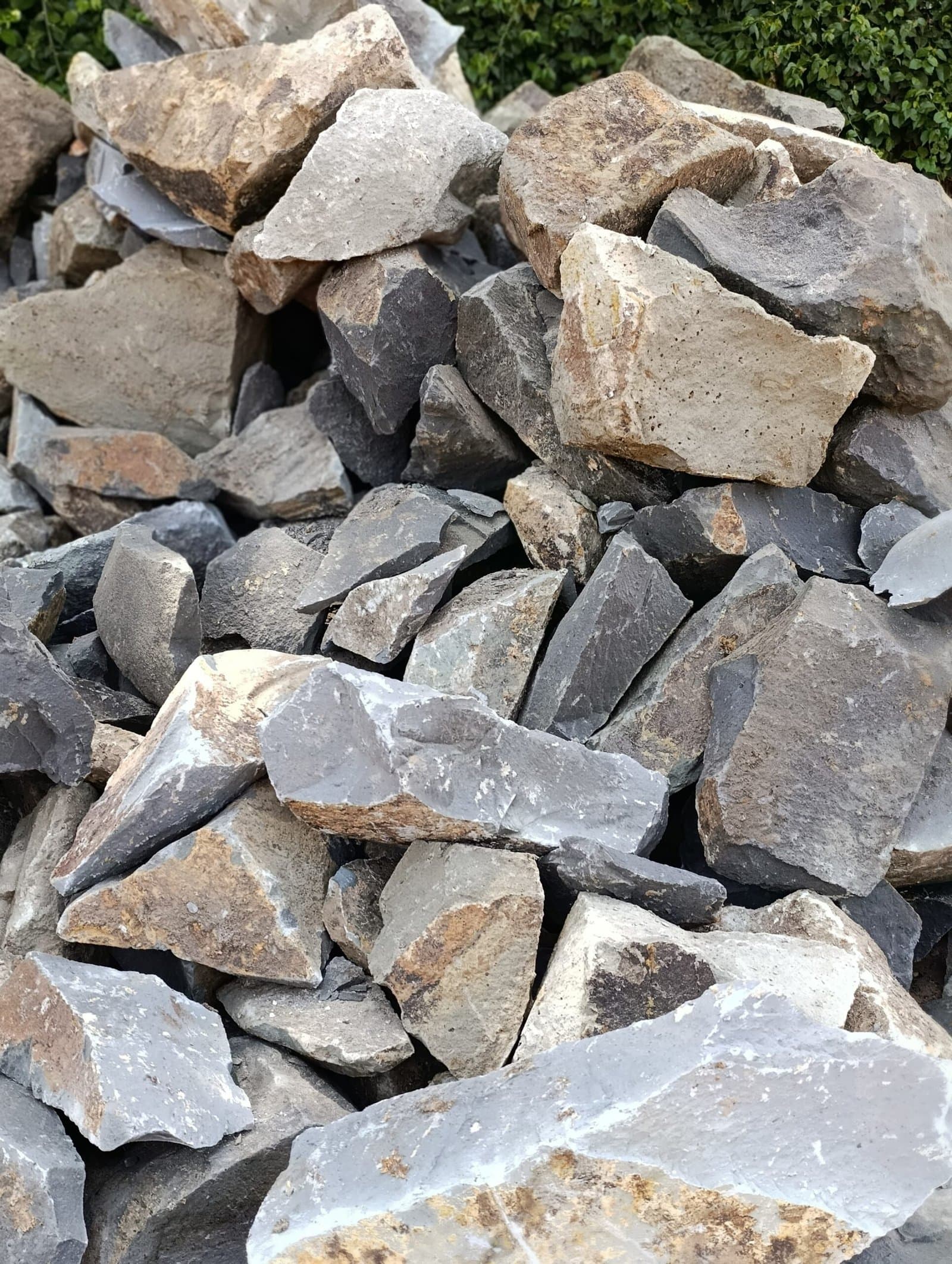 Hardcore  quarry stone