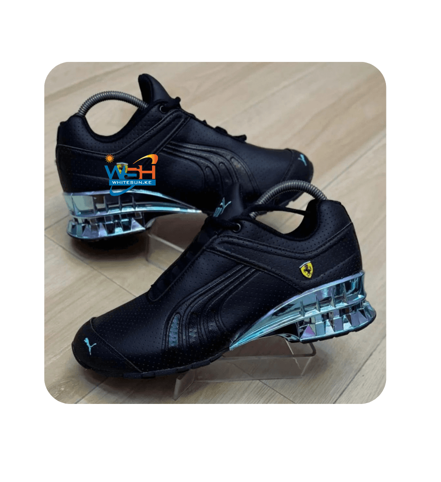 Athletic Shoes with Iridescent Heel 1