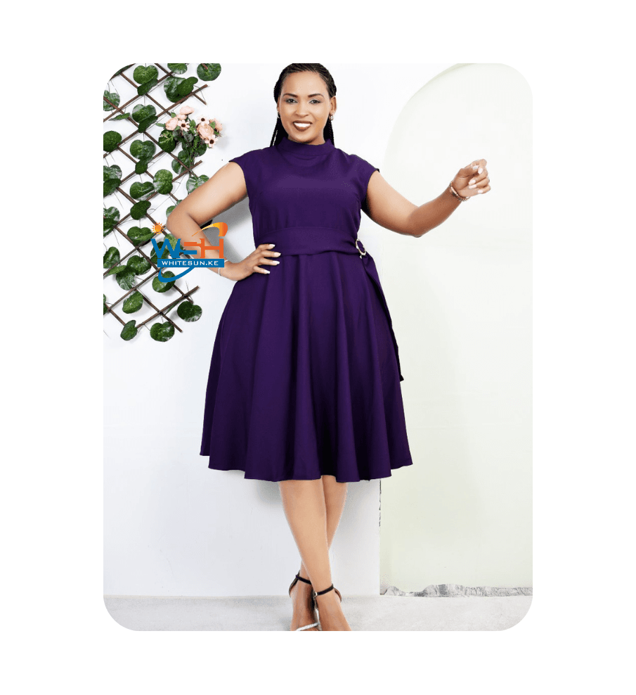 Knee-Length Dress with Belt 5