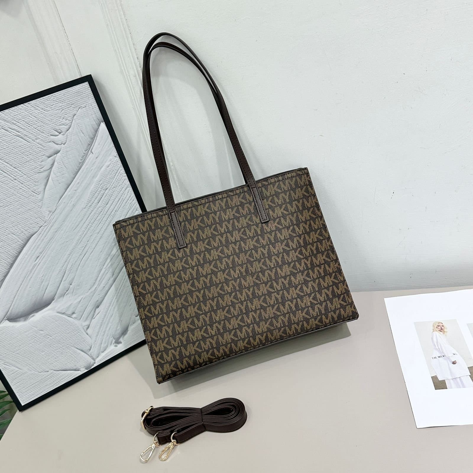 061# Whitesun Classy Black chiq Ladies slim fit laptop handbag fit 14″ inches laptop colleagues gift wife gift santa gift pack present girlfriend’s gift present