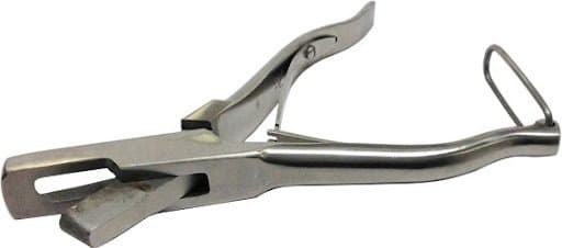 u-shaped-ear-notcher