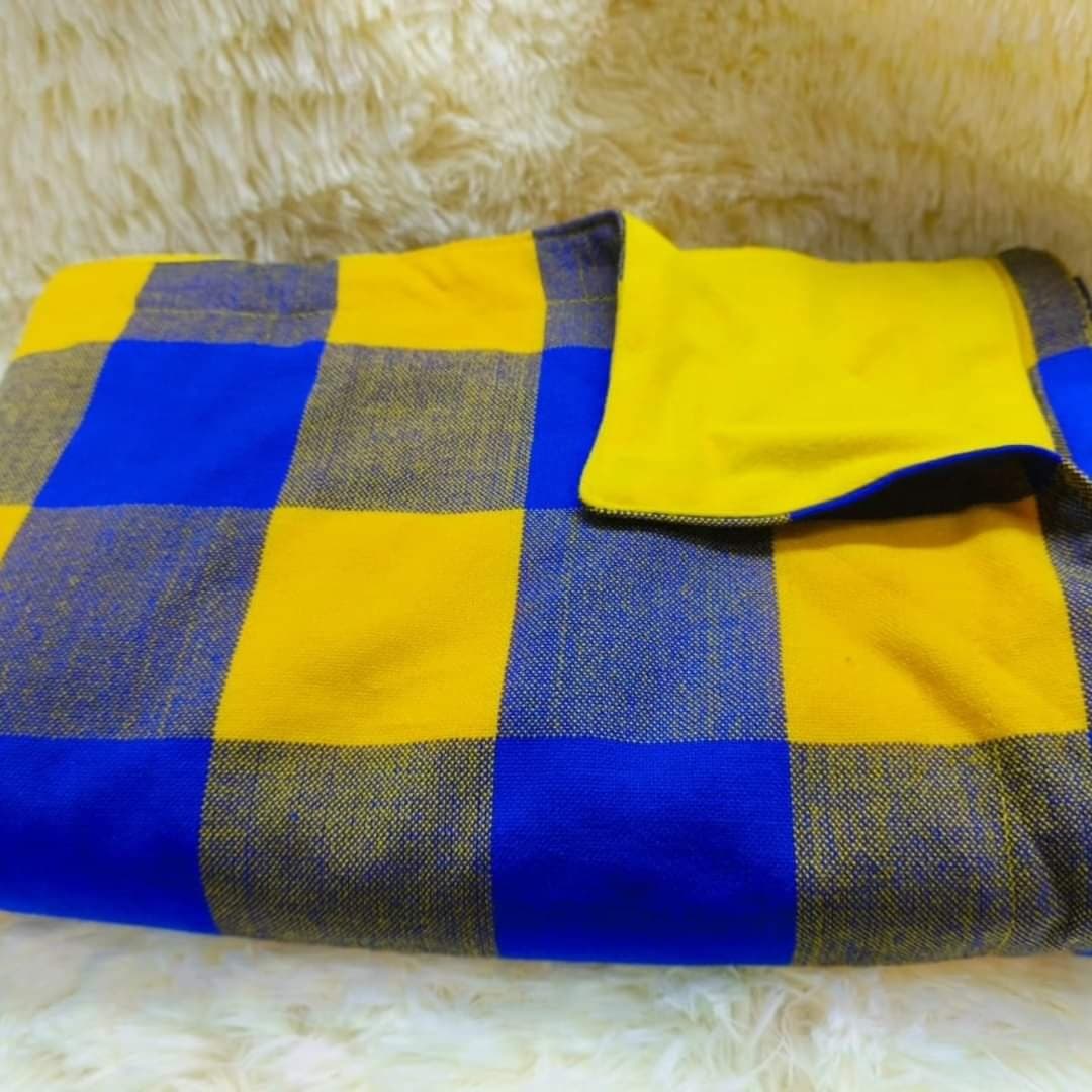 Maasai fleece blanket. Thumbnail 6