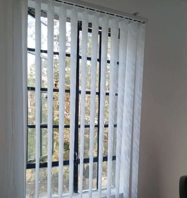 vertical-office-blinds-grey
