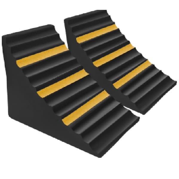 rubber-wheel-chock-for-truck-heavy-155245185mm-4-2kg-black-yellow